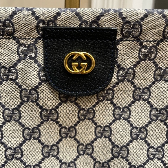 💕Vintage Gucci Sling - Picture 2 of 12